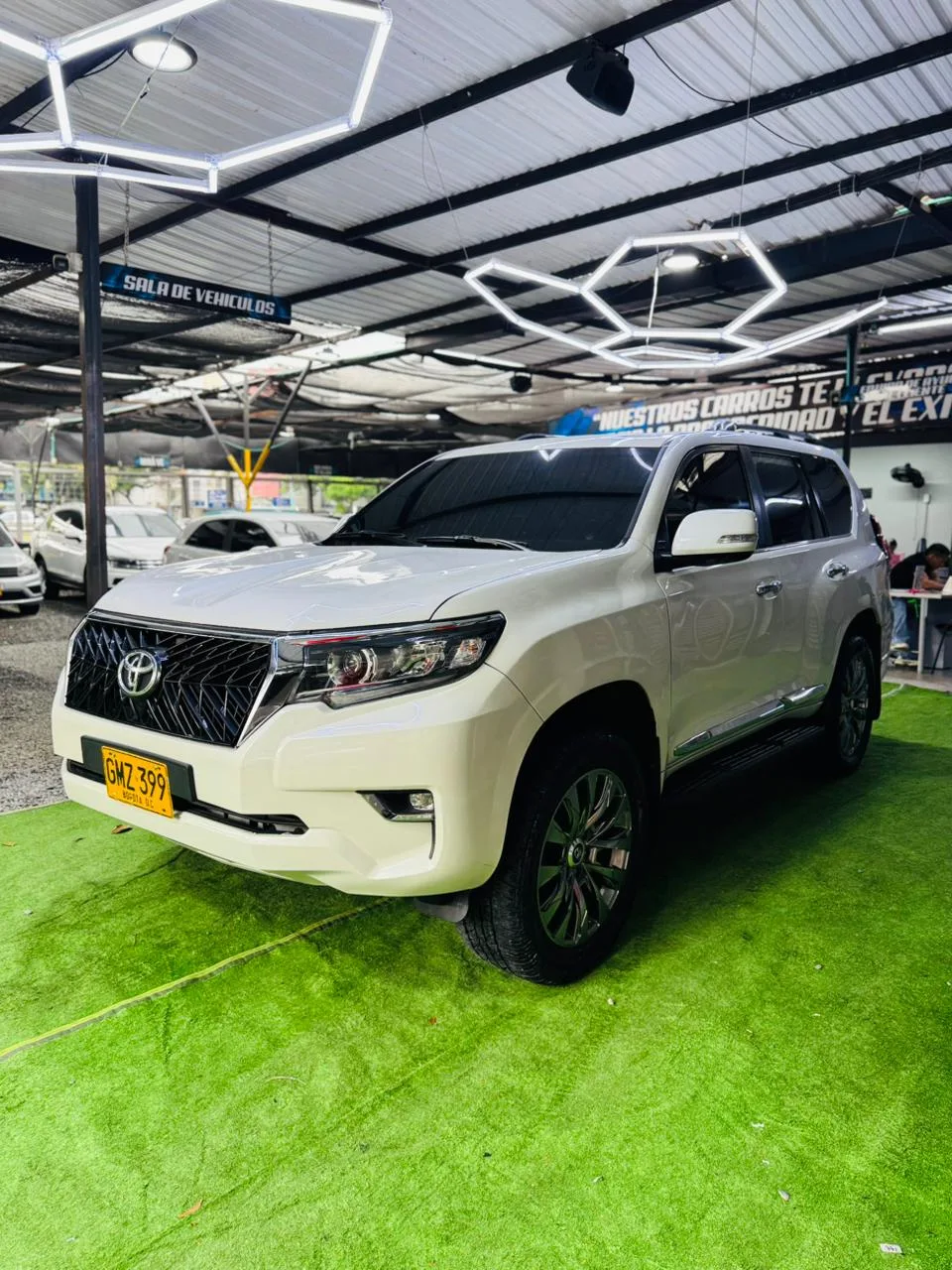 TOYOTA PRADO TXL