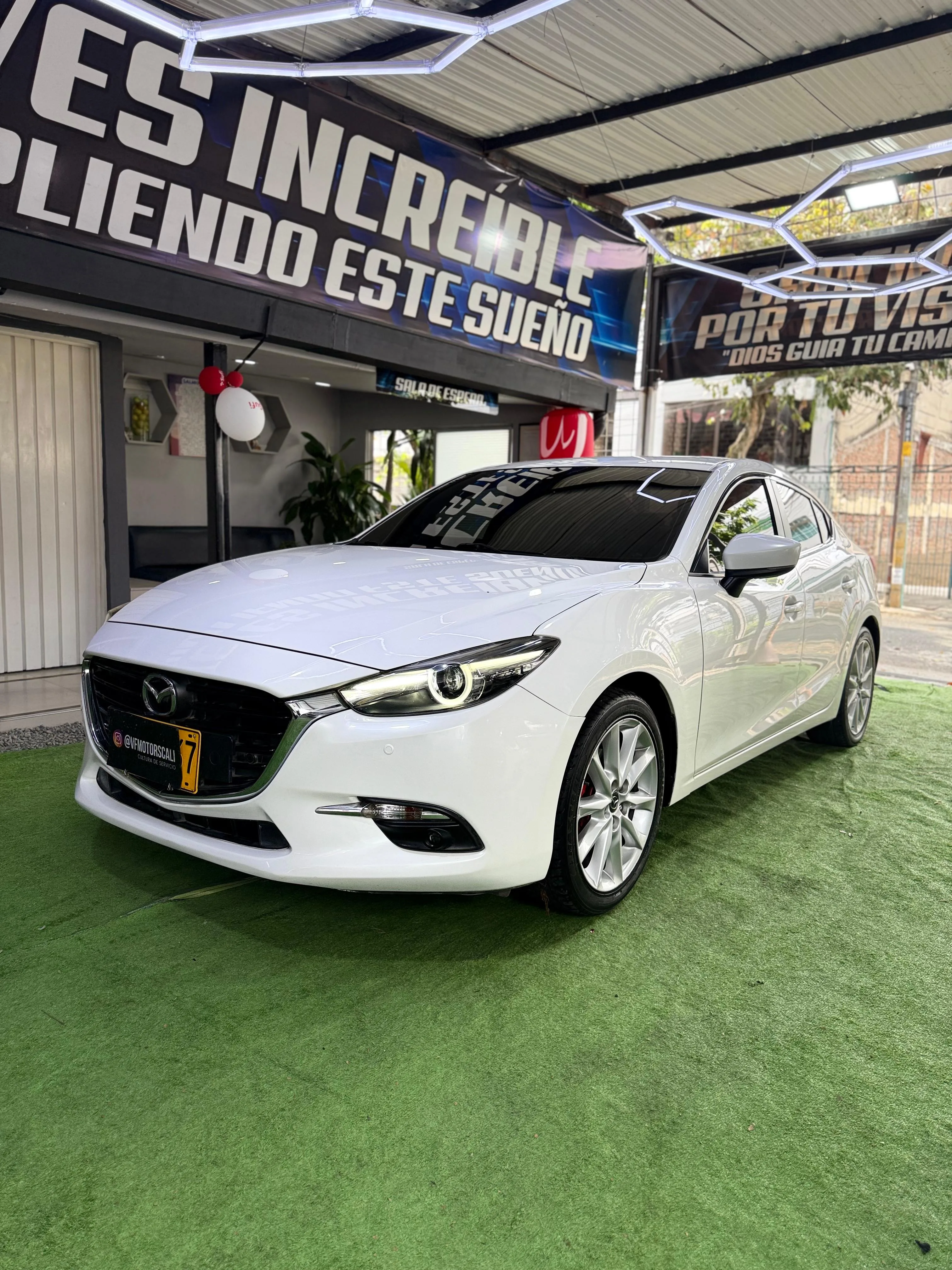 MAZDA 3 GRAN TOURING LX