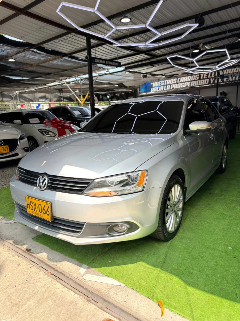 VOLKSWAGEN JETTA COMFORTLINE