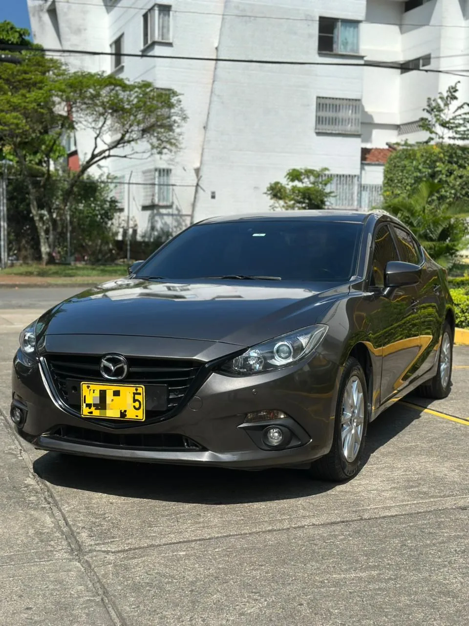 MAZDA 3 TOURING