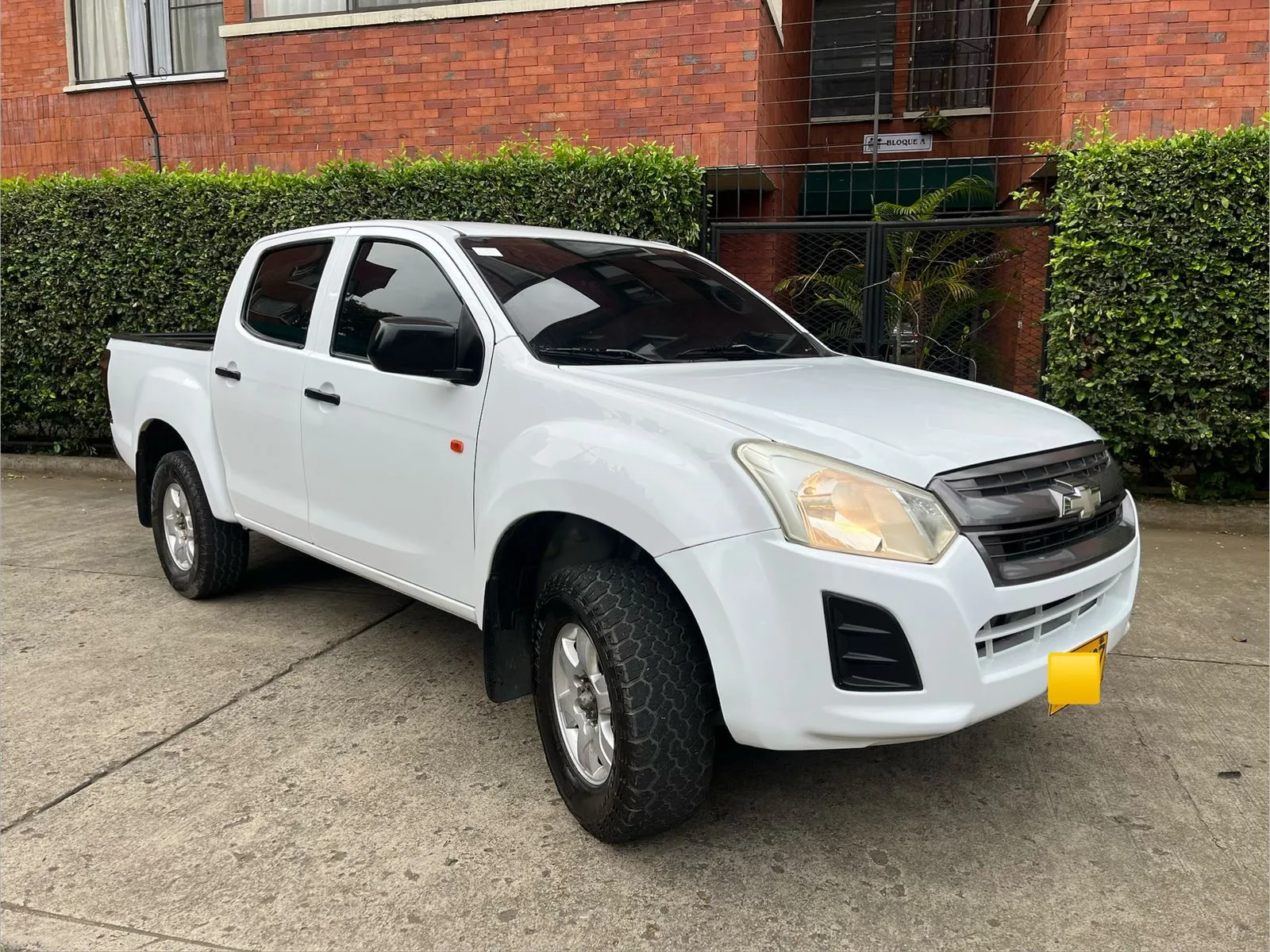 CHEVROLET DMAX