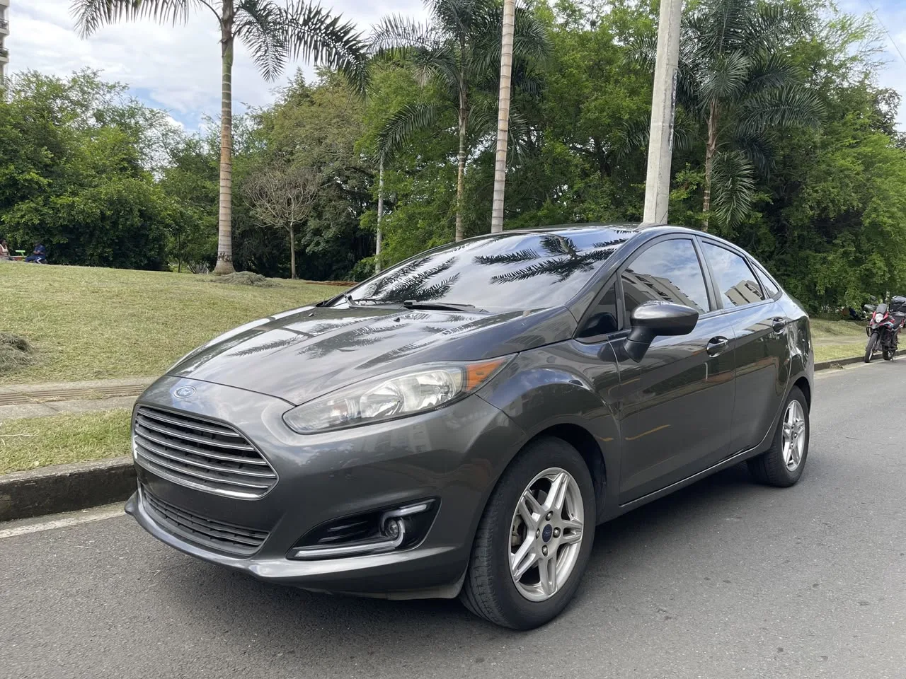 FORD FIESTA SE